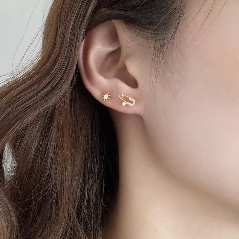 Mini Star Stud Earrings in 925 Sterling Silver