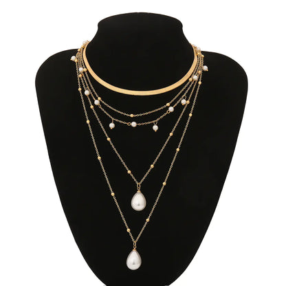 Exaggerated Portrait Coin Multi-Element Necklace
