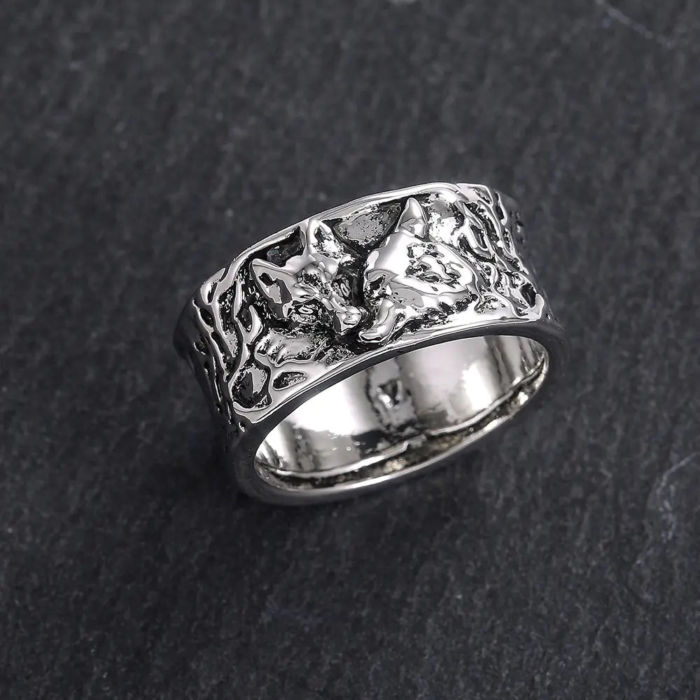 Vintage Wolf Pattern Alloy Ring for Men